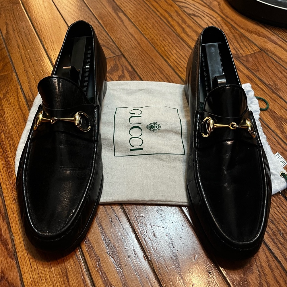 Gucci Black Leather Loafers with Gold Plated Buckles